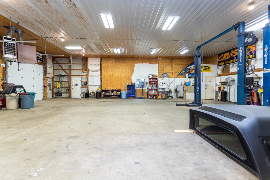 More Photos Of 1970 Us-68 N, Xenia Freestanding For Lease