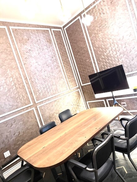 More Photos Of 4200 17th St, San Francisco Storefront Retail Office For Lease