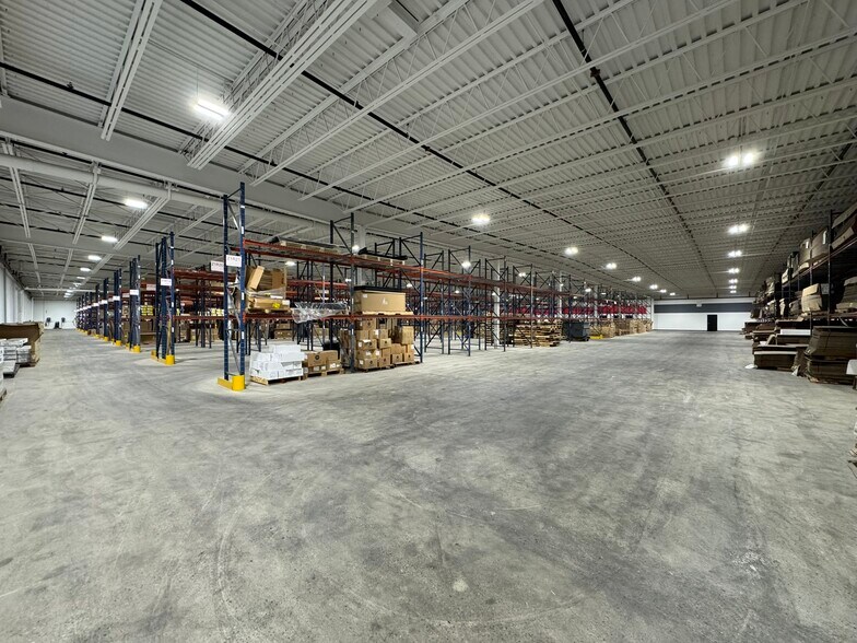 More Photos Of 3701 Main St, Elkhart Industrial For Lease