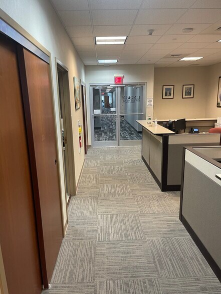 More Photos Of 1 E Broad St, Bethlehem Medical For Sale