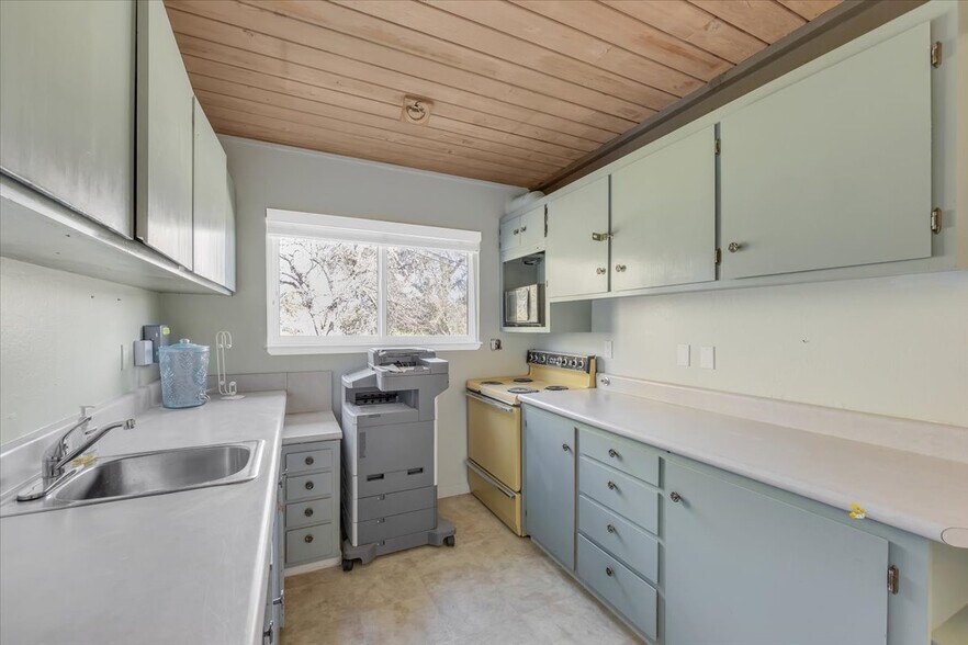 More Photos Of 304 CA-4, Murphys Office Residential For Sale