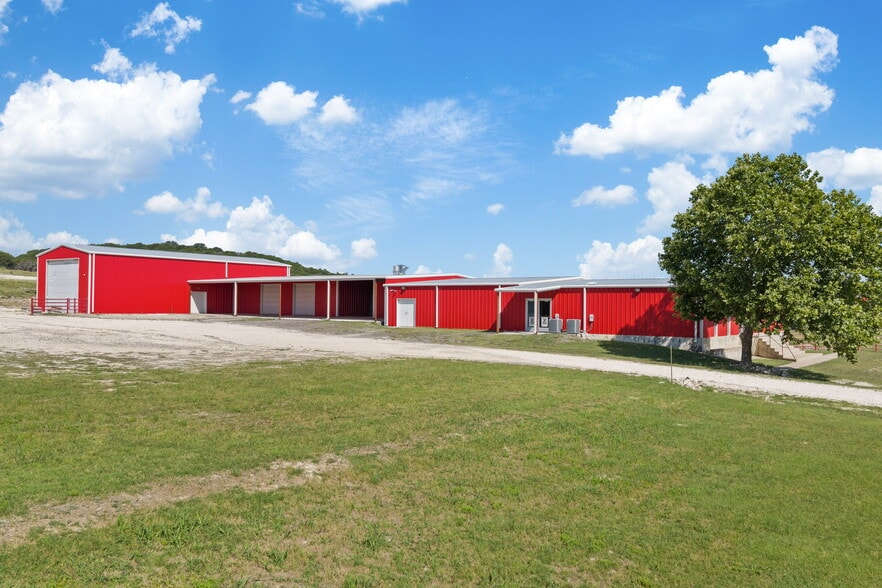 More Photos Of 4159 Highway 6, Clifton Showroom For Sale