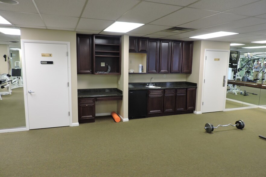 More Photos Of 55 E Thomas Rd, Phoenix Office For Sale