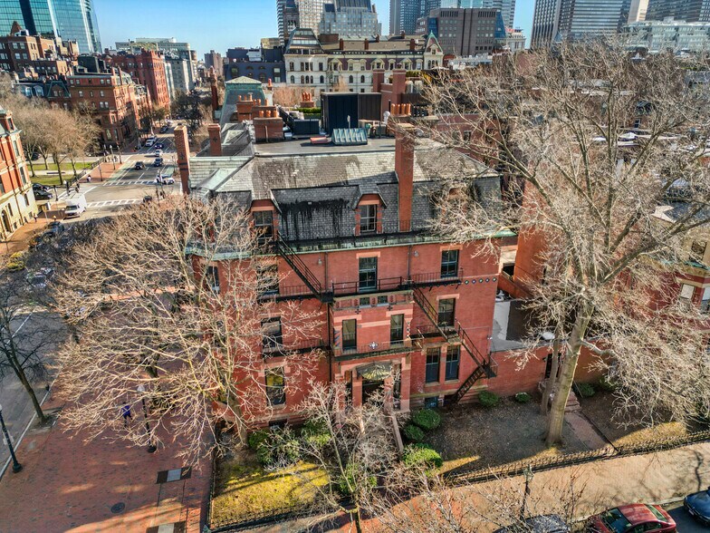 More Photos Of 164 Marlborough St, Boston Dormitory For Sale