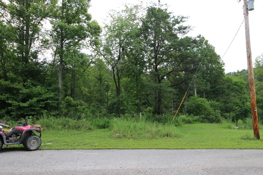 More Photos Of 11251 Highway 90, Parkers Lake Hotel For Sale