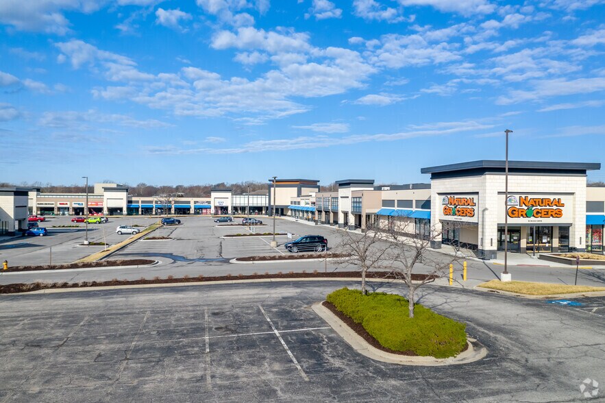 More Photos Of 9108-9298 Metcalf Ave, Overland Park Unknown For Lease