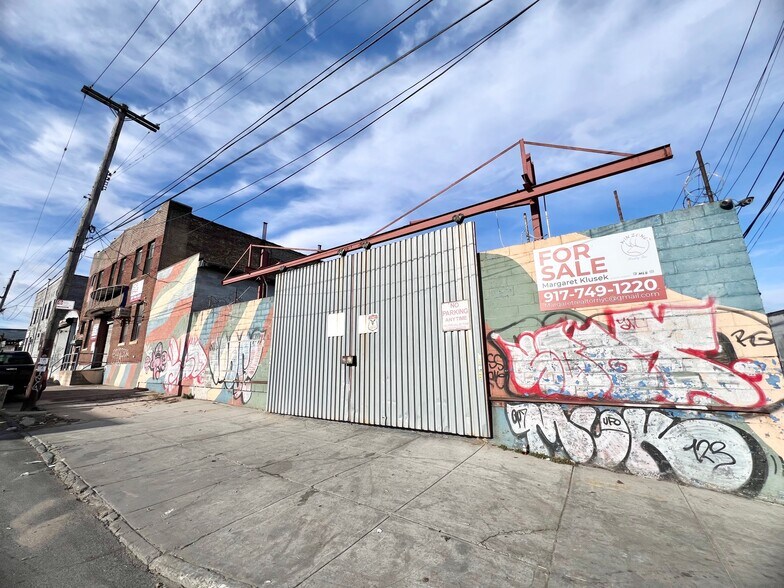 More Photos Of 857 Meeker Ave, Brooklyn Warehouse For Sale