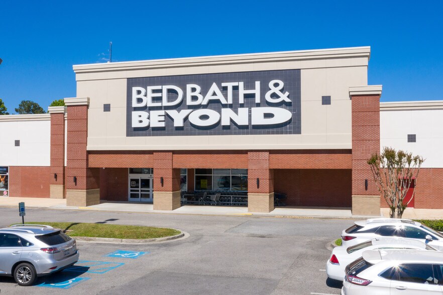 More Photos Of 946 Orleans Rd, Charleston Unknown For Lease