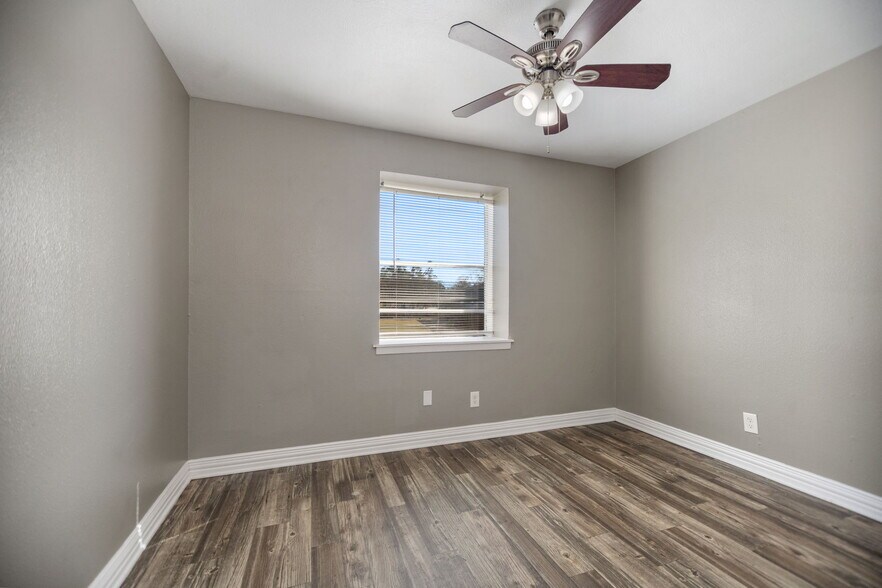 More Photos Of , Lufkin Multifamily For Sale