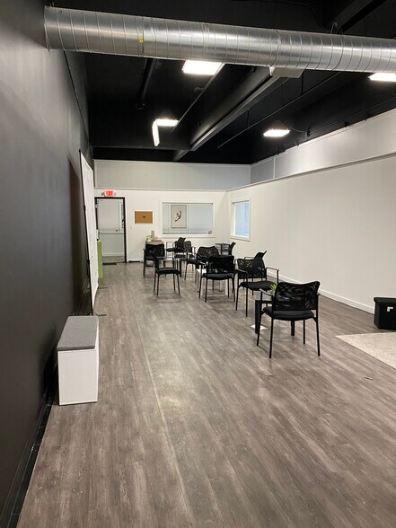 More Photos Of 280 High St, Clinton Department Store For Lease