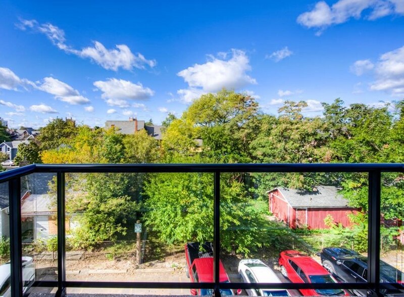 More Photos Of 30 Chatham St, Brantford Apartments For Sale