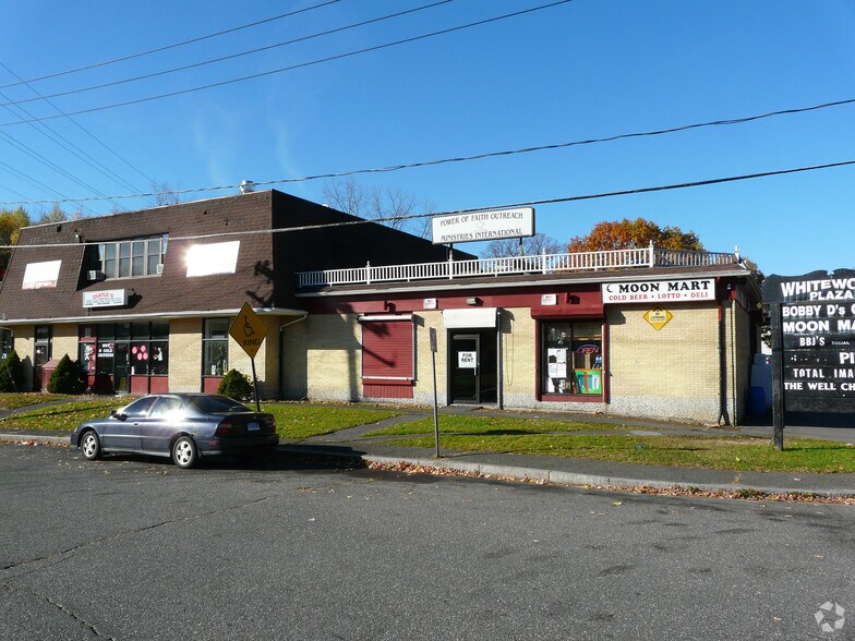 More Photos Of 227-229 Whitewood Rd, Waterbury Freestanding For Sale