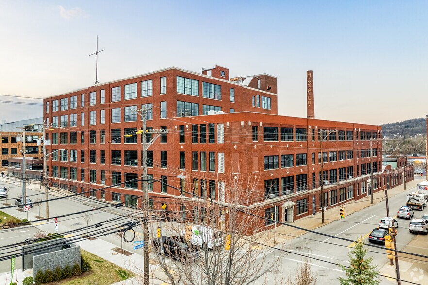 More Photos Of 201 N Braddock Ave, Pittsburgh Light Manufacturing For Lease