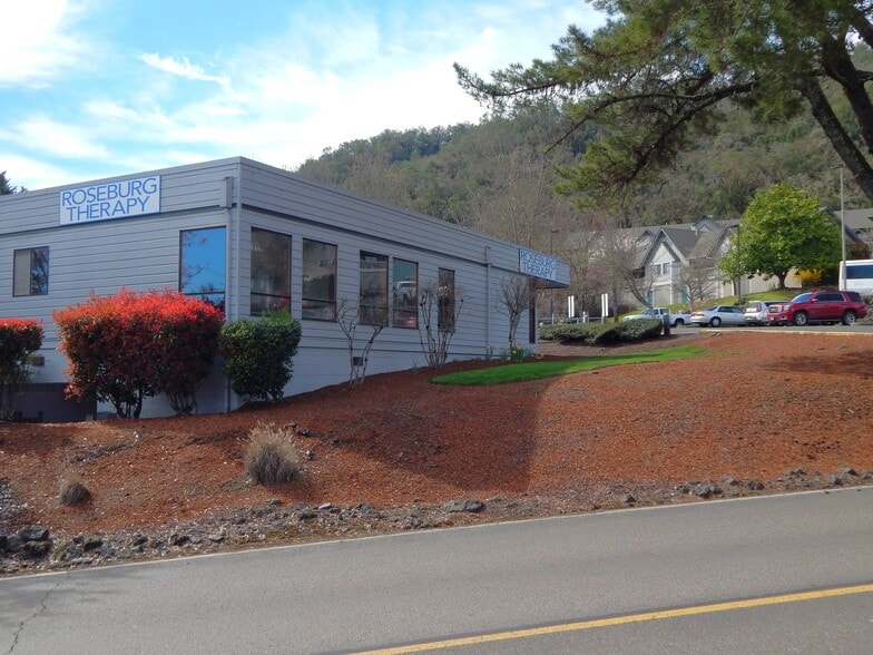 More Photos Of 272 Medical Loop, Roseburg Office For Sale
