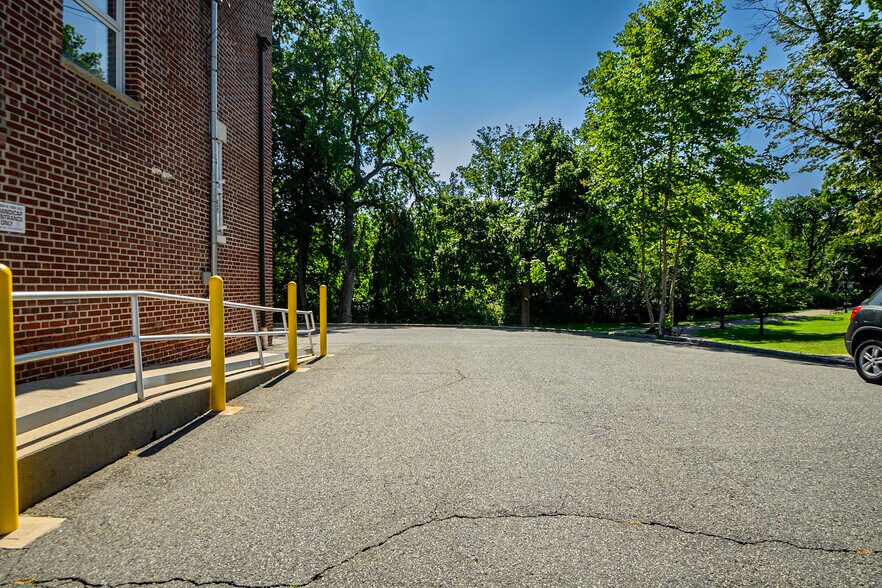 More Photos Of 213 Chestnut St, Nutley Office For Sale