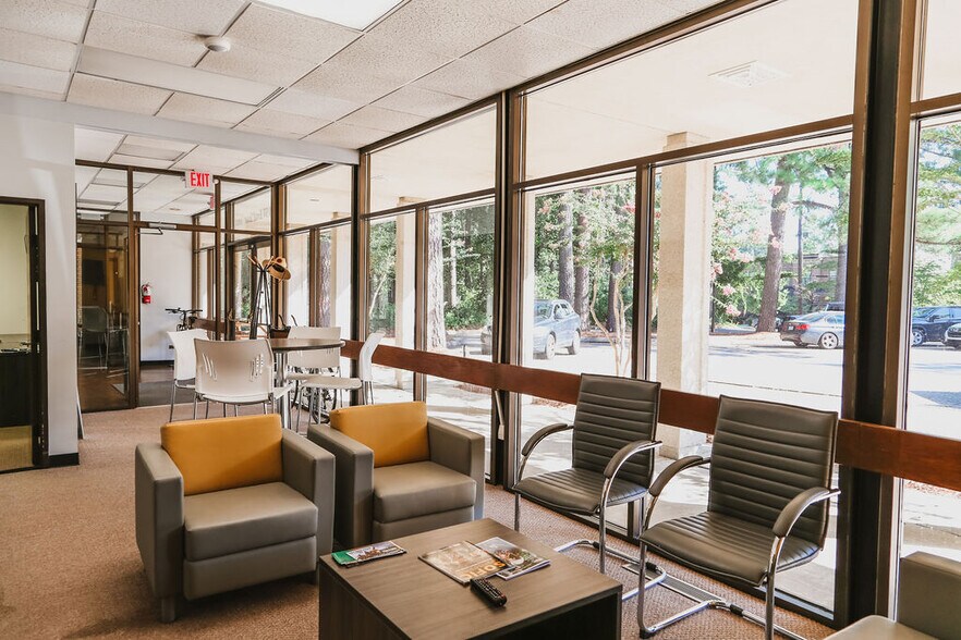 More Photos Of 130 Lexington Ln, Southern Pines Office For Sale