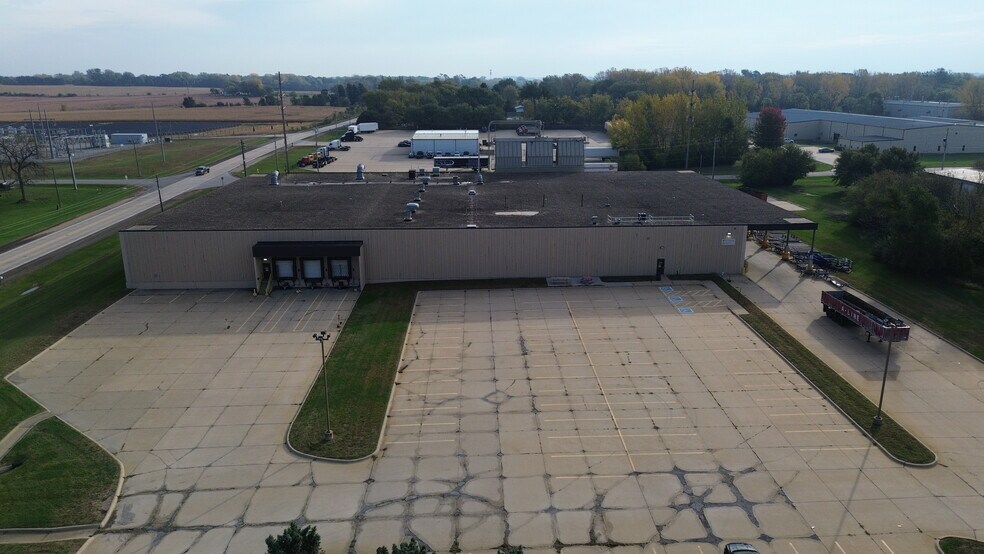 More Photos Of 2946 Janet dr, Waterloo Industrial For Sale