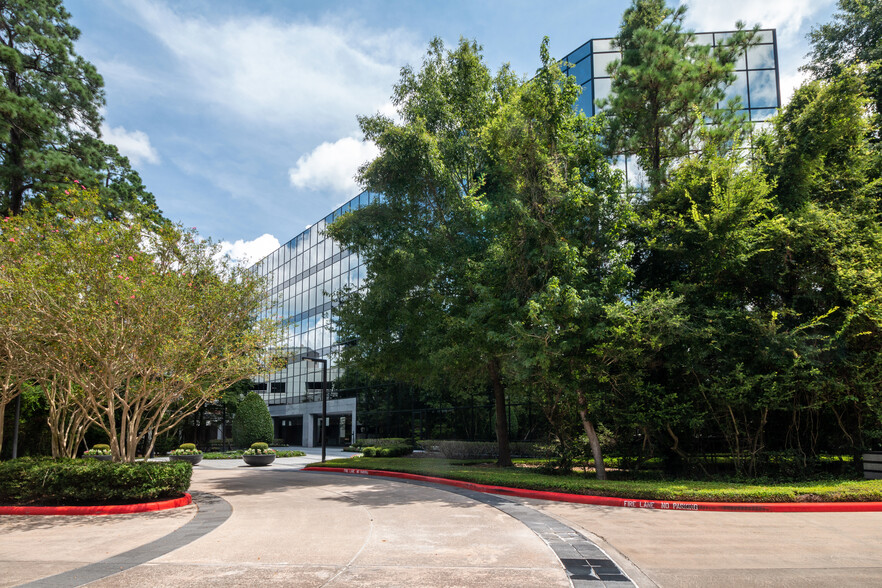 Primary Photo Of 10055 Grogans Mill Rd, The Woodlands Office For Lease