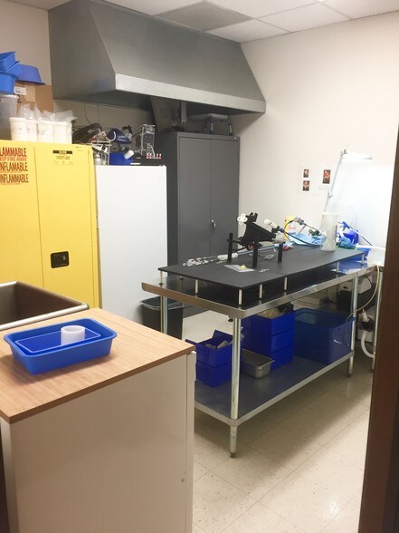 More Photos Of 2460 Embarcadero Rd, Palo Alto Office For Lease