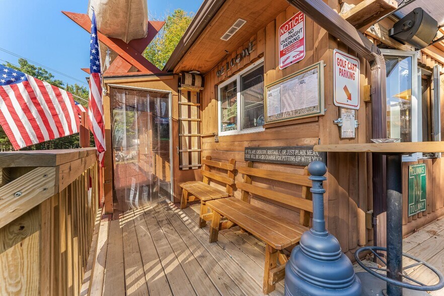 More Photos Of 1002 State Highway 32, Three Lakes General Retail For Sale