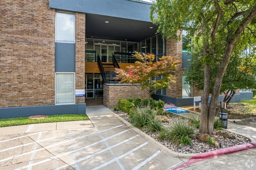 More Photos Of 13154 Coit Rd, Dallas Office For Lease