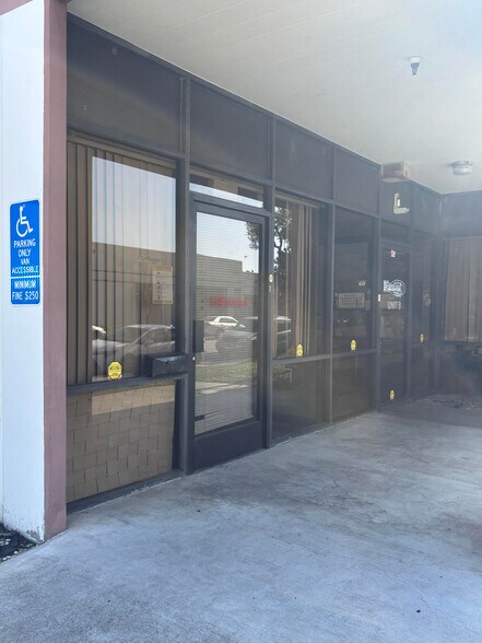 More Photos Of 1940 Frank Stiles St, South El Monte Warehouse For Lease