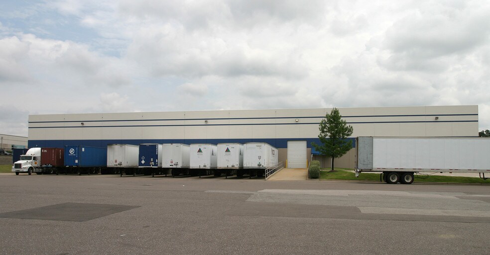 More Photos Of 3510 Winchester Rd, Memphis Distribution For Lease