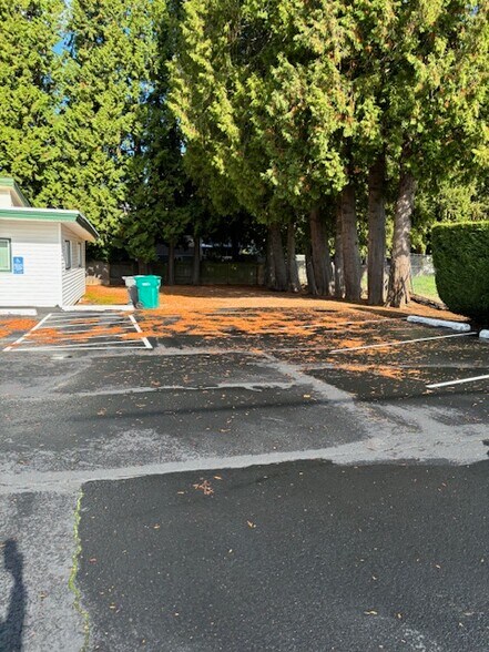 More Photos Of 21511 SE Stark St, Gresham Medical For Sale