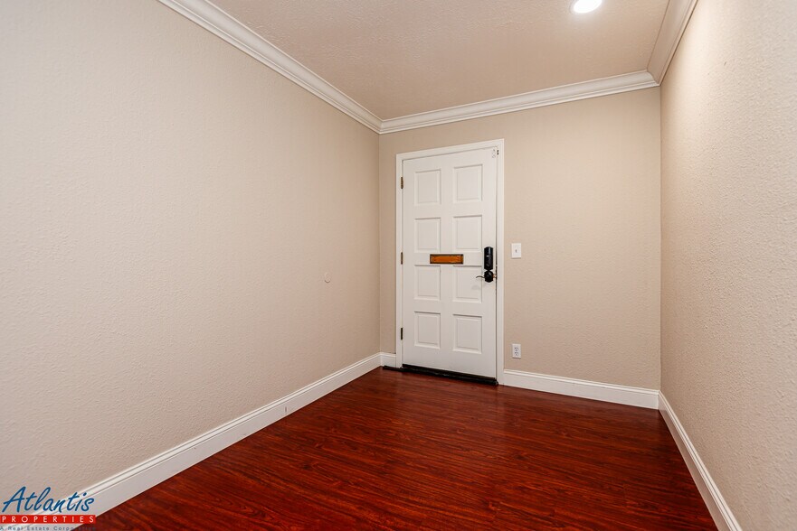 More Photos Of 15585 Monterey Hwy, Morgan Hill Office For Lease