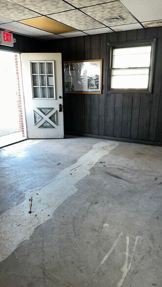 More Photos Of 156 NJ-45, Mannington Township Storefront Retail Office For Lease