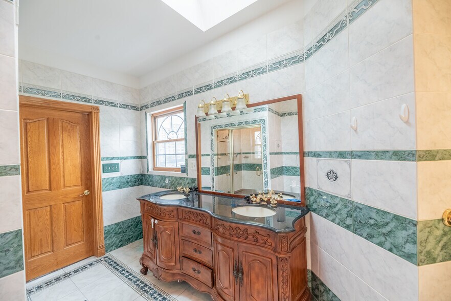 More Photos Of 600 Grand St, Hoboken Office Residential For Sale