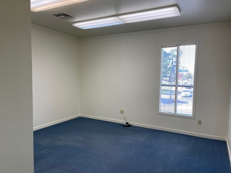 More Photos Of 200 W Harding Way, Stockton Office For Lease