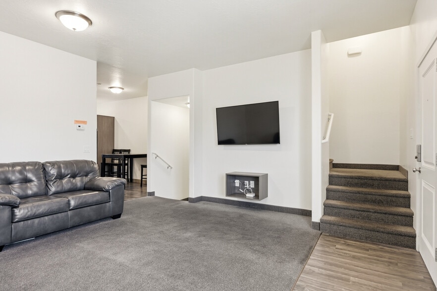 More Photos Of 119 N 800 W, Cedar City Apartments For Sale