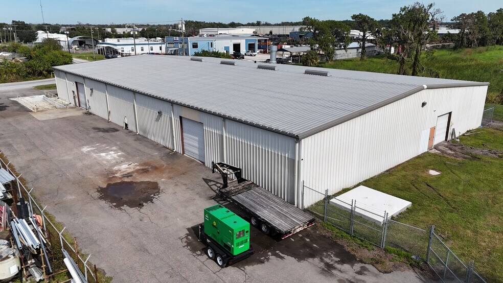 More Photos Of 399 Prairie Industrial Pky, Mulberry Warehouse For Sale