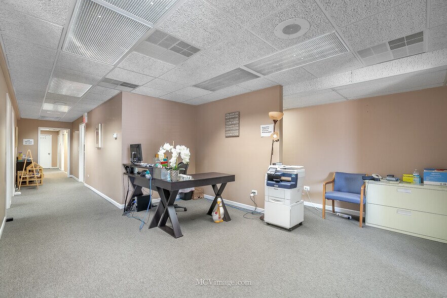 More Photos Of 15419 E 127th St, Lemont Office Residential For Sale