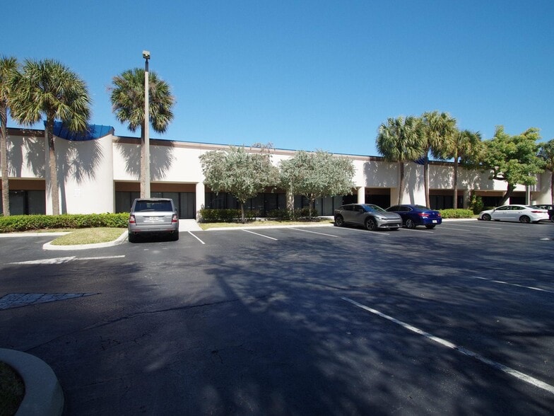 More Photos Of 1525 NW 3rd St, Deerfield Beach Unknown For Lease