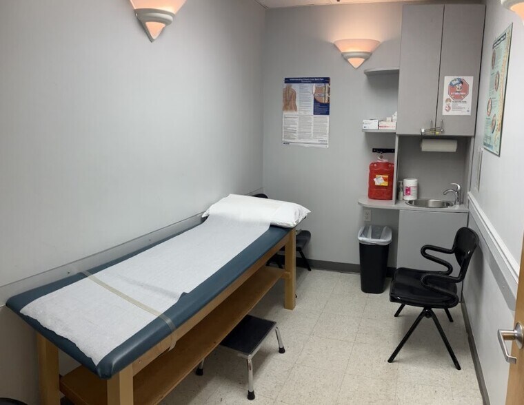 More Photos Of 561 Cranbury Rd, East Brunswick Medical For Sale