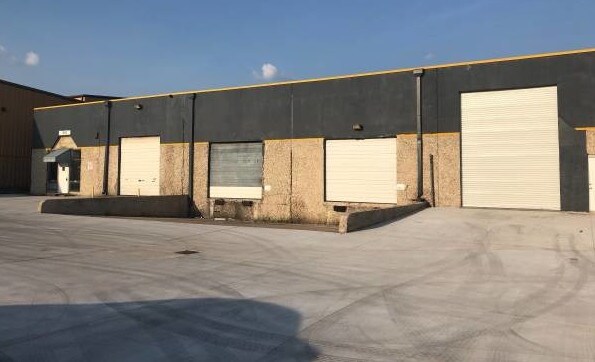 More Photos Of 923-927 Crosstimbers St, Houston Warehouse For Lease
