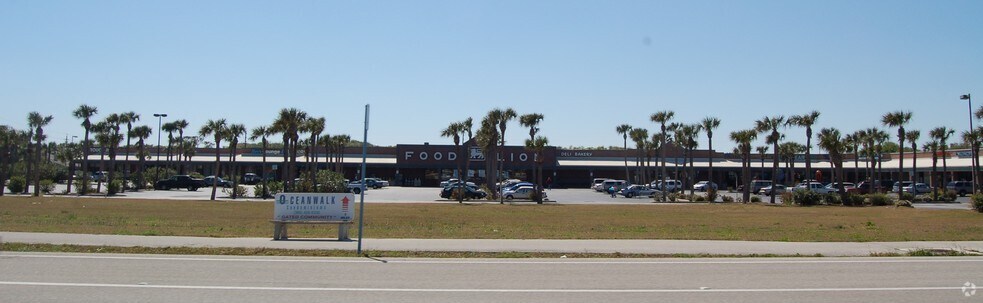 More Photos Of 4154-4198 S Atlantic Ave, New Smyrna Beach General Retail For Sale