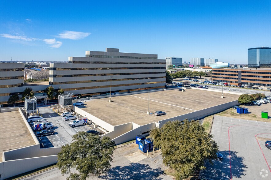 More Photos Of 8200 Brookriver Dr, Dallas Unknown For Lease