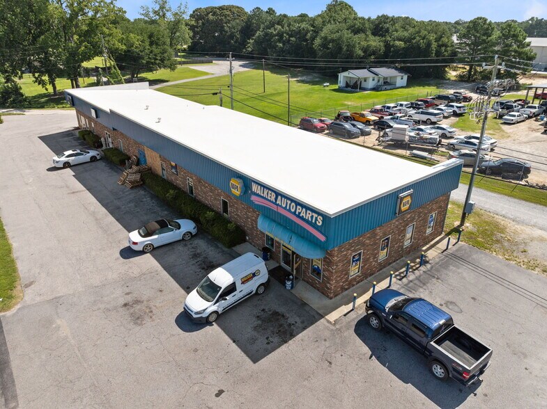 More Photos Of 1108 Kingold Blvd, Snow Hill Freestanding For Sale