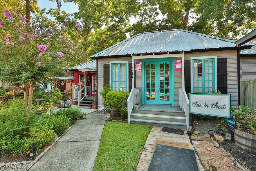 More Photos Of , Spring General Retail For Sale