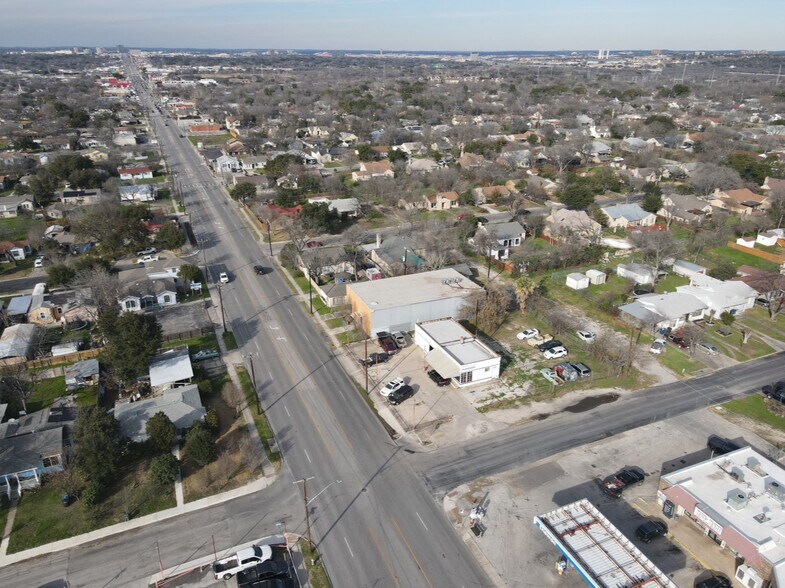 More Photos Of 4810 San Pedro Ave, San Antonio Office For Sale