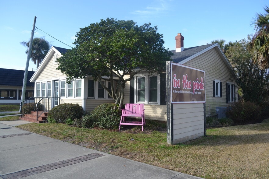 Primary Photo Of 522 3rd St N, Jacksonville Beach Freestanding For Lease