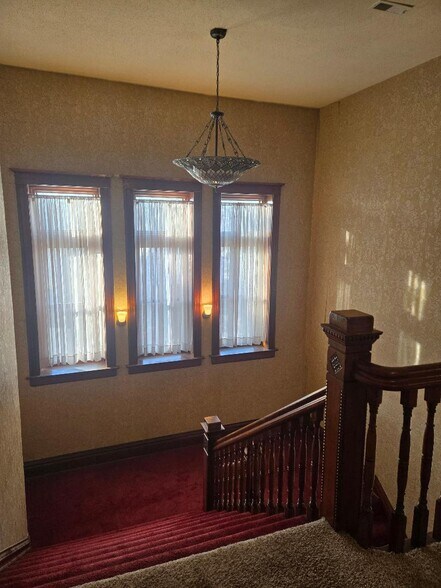 More Photos Of 3825 S 25th St, Omaha Flex For Sale