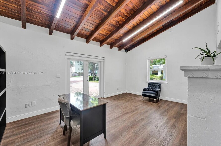 More Photos Of 1225 Alton Rd, Miami Beach Office For Lease