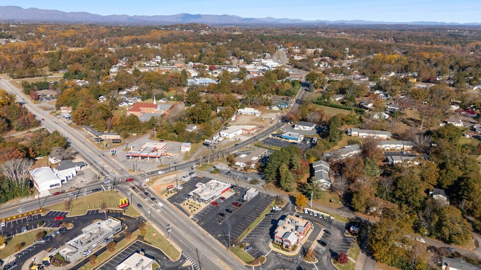 More Photos Of 79 S Main St, Inman General Retail For Sale