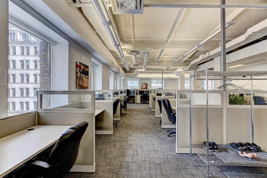 More Photos Of 510 Boul Saint-Laurent, Montréal Loft Creative Space For Sale