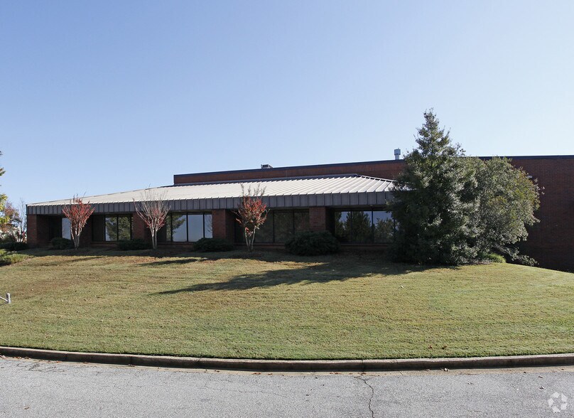 More Photos Of 189 Etowah Industrial Ct, Canton Warehouse For Sale