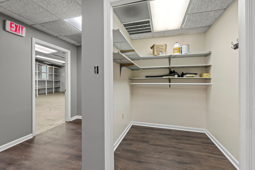 More Photos Of 101 Railroad Ave, Carnegie Warehouse For Sale